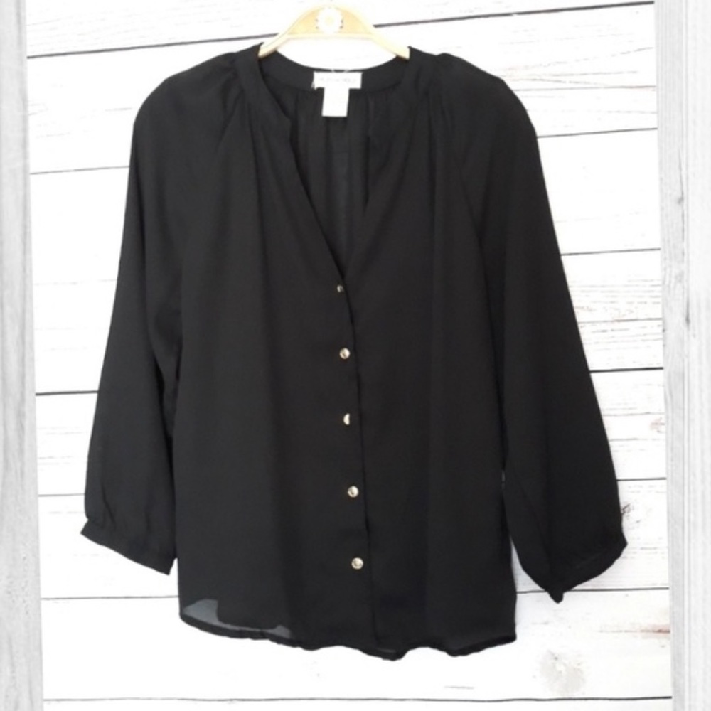 Miley and Molly Black Button Down Blouse (M)